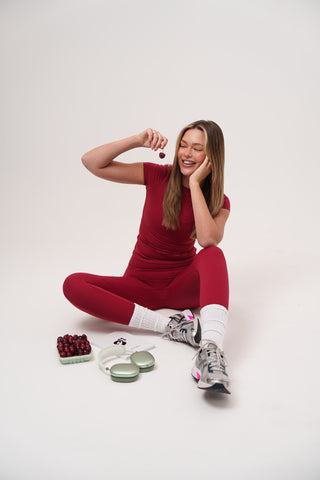 Short Sleeve Set - Scarlet